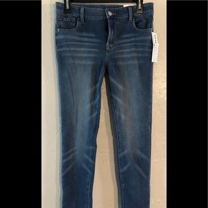 Woman’s Old Navy Jeans